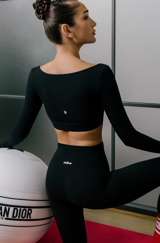 Evo Long Sleeve Crop Top - Onyx - Olaben